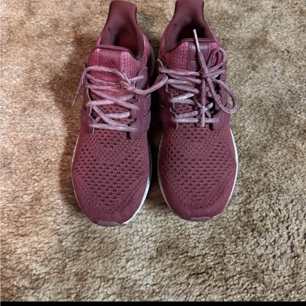 adidas Women's Maroon Sneakers